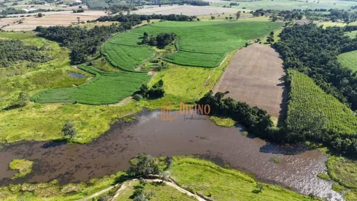 Sítio para Agricultura com Represa de 4 Hectares  Itapetininga/SP