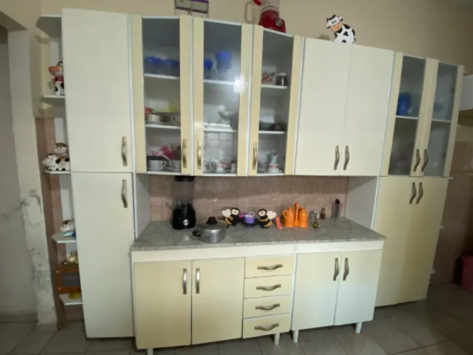 Vende-se Armário de cozinha Usado