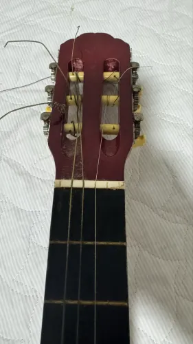 Carcaça de Violão