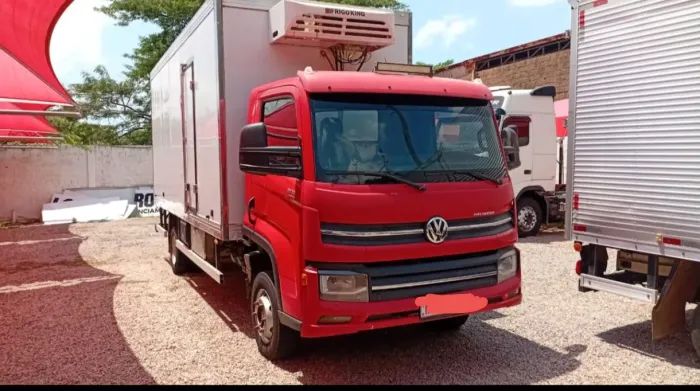 Caminhão frigorífico (camara fria) 3/4