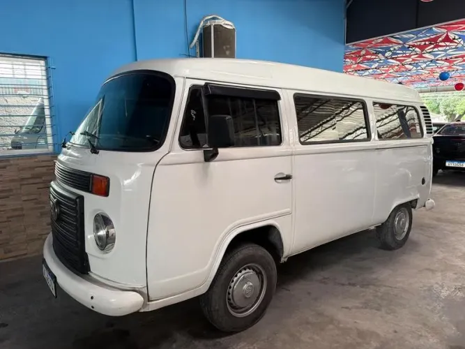 Volkswagen Kombi Last Edition 56 1.4 MI Total Flex 2014