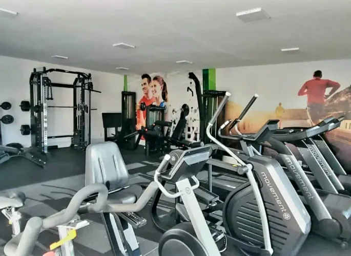 Sobrado Condomínio 4 suítes, piscina e hidromassage