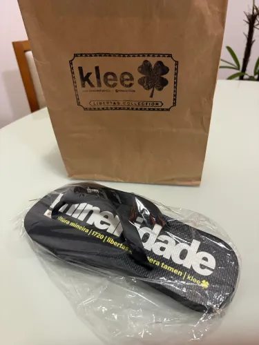 Chinelo Klee mineiridade