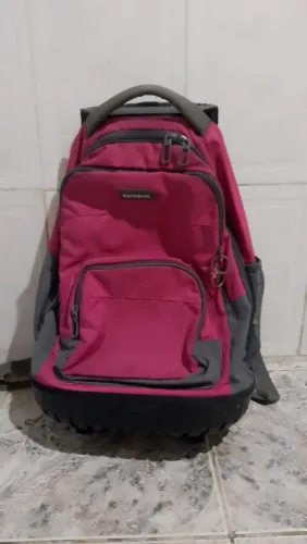 Mochila escolar de carrinho