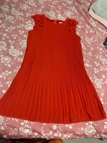 Vestido infantil - novo- nunca usado - 10 anos 