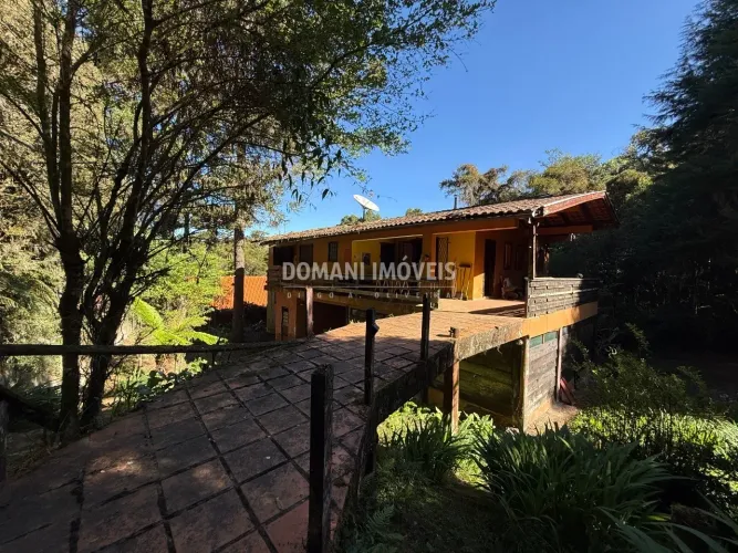 Casa Antiga e com Preço de Oportunidade - Região do Alto da Vila Inglesa