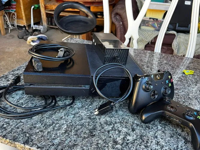Xbox one fat (usado)