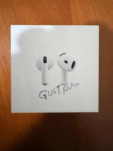 Apple AirPods 4