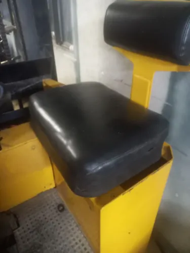 Empilhadeira Elétrica