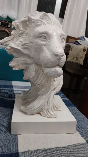 Escultura em gesso