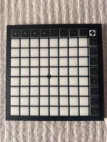 Controlador Novation Launchpad X