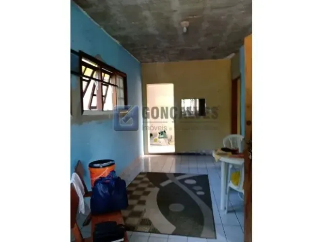 Chácara à Venda em Jardim Clube de Campo Santo André, 2 quartos, 5 vagas
