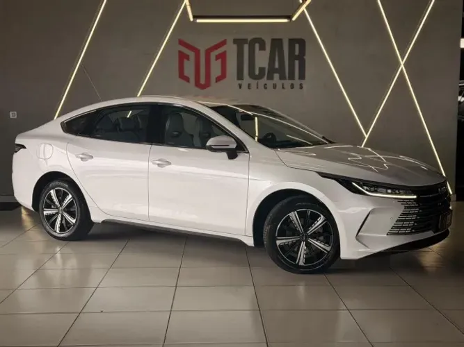 BYD King GS 1.5 16V Híbrido Aut. 2025