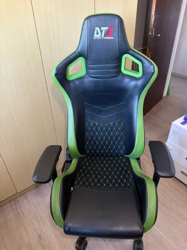 Cadeira gamer DT3