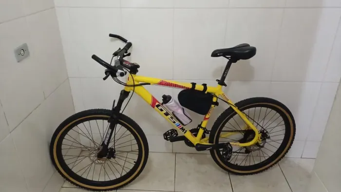 (HOJE!) VENDO BIKE GTS ARO 26