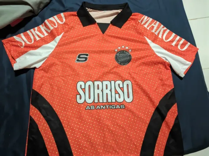 Camisa do sorriso maroto 