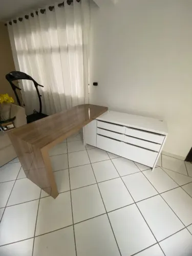 Mesa de escritório com balcão - (41) 9 *