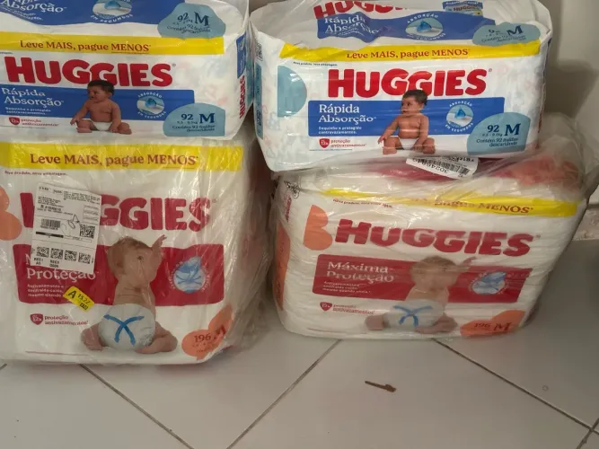 Fralda Huggies M (576 unidades)