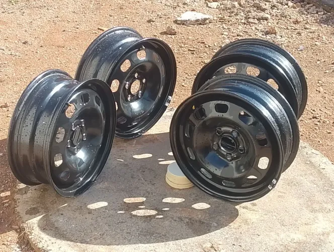 Roda aro 15 zera