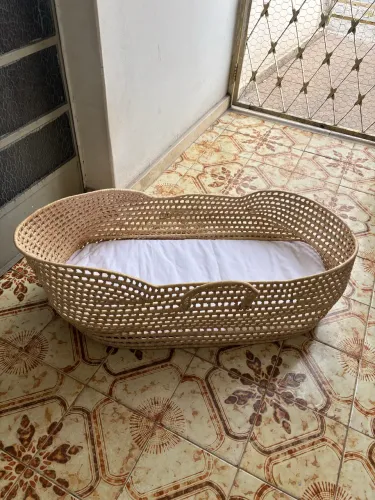 Moisés de palha com colchão 