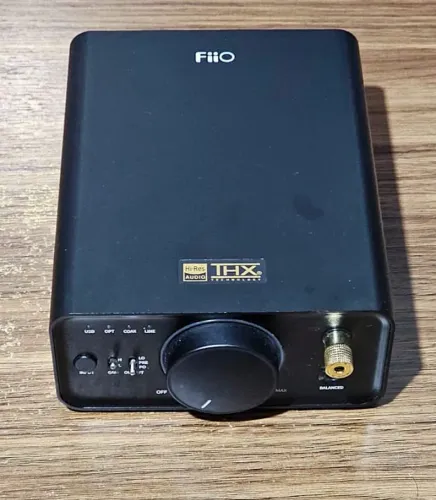 Fiio K7 Amplificador/DAC até 2000mW na saída balanceada