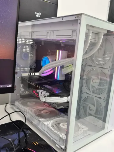 Pc gamer Ryzen 7 5700x + 3080TI + 32GB Ram