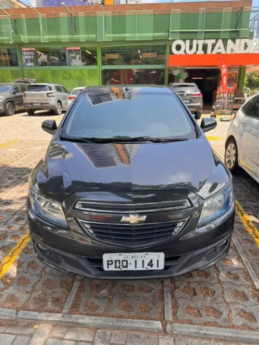 Chevrolet Onix Hatch LTZ 1.4 8V Flex Power Aut. 4P 2016