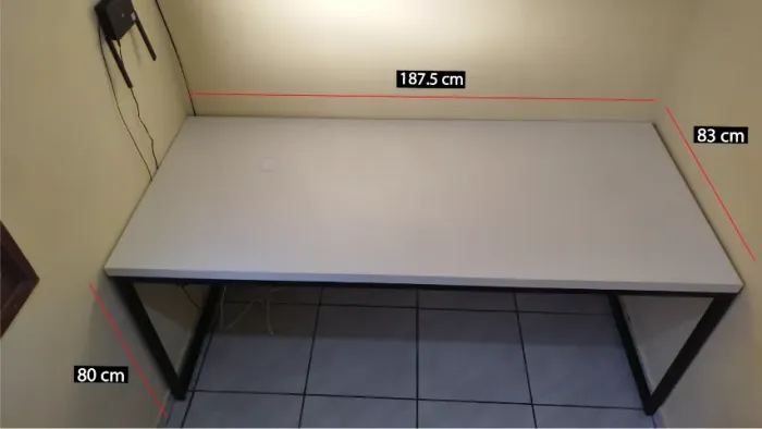 Mesa Estilo Industrial 187,5x83cm - Torre de Tomadas USB/USB-C Embutida