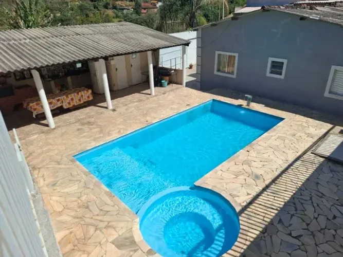 Chácara com Piscina em Mairiporã