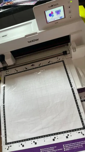 Máquina de corte brother SDX85