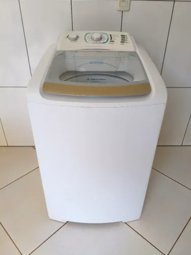 Máquina de lavar Electrolux 10kgs 