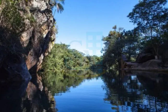 Terreno à venda em Brumadinho-MG: lote no Condomínio Aldeia da Cachoeira das Pedras, pront
