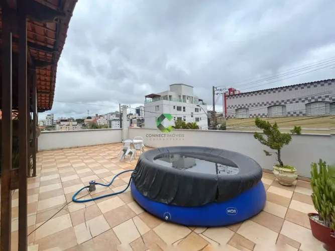 Casa para Venda em Contagem, Glória, 3 dormitórios, 1 suíte, 1 banheiro, 2 vagas