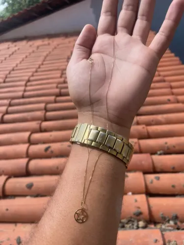 Colar de ouro