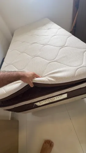 Vendo cama de solteiro