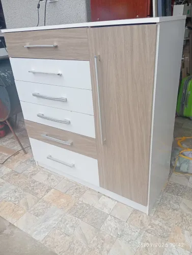 Cômoda 200,00