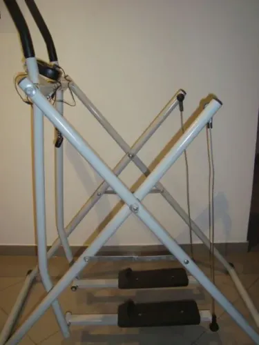 simulador de caminhada. branco. excelente estado, seminovo, até 80kg