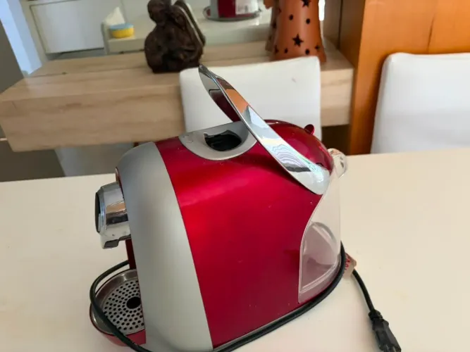 Cafeteira três corações