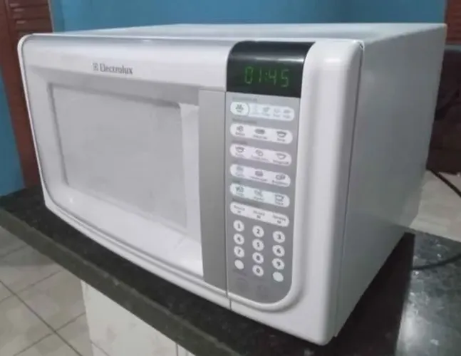 Microondas Electrolux 31 Litros