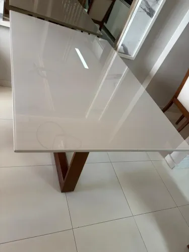 MESA EM MADEIRA SEMINOVA 140x90, PARA VENDER URGENTE!