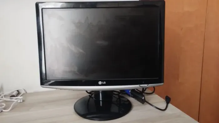 Monitor LG Flatron