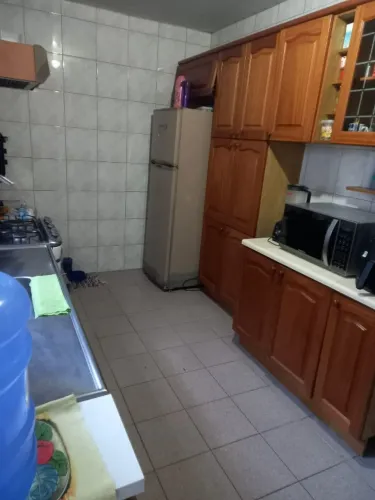 aluga-se casa de alvenaria, 2 dormitórios, em Porto Alegre/RS, bairro Santa Tereza
