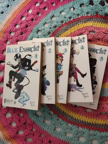 Mangá BLUE Exorcist