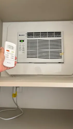 Ar-Condicionado de Janela Gree 7.000 BTUs Eletrônico (Com Controle Remoto) + NOTA FISCAL