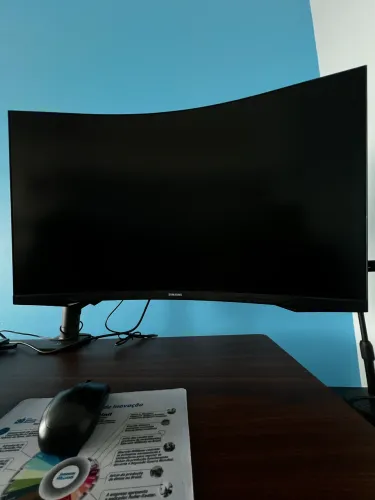 Monitor Gamer Samsung Odyssey G5, 32 ,qhd, 165hz,1ms,hdmi,dp Preto