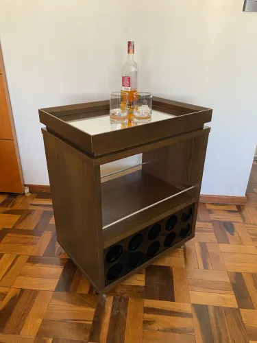 Bar / barzinho / mini-bar com rodízios