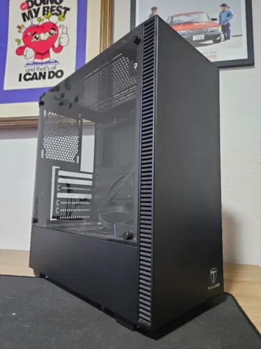 Gabinete com tampa em vidro
