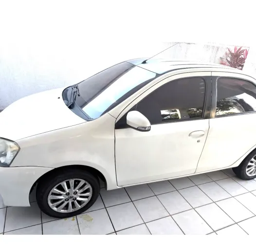Toyota Etios XLS Sedan 1.5 Flex 16V 4P Mec. 2015