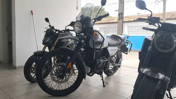 ROYAL ENFIELD HIMALAYAN 411 (23/23)