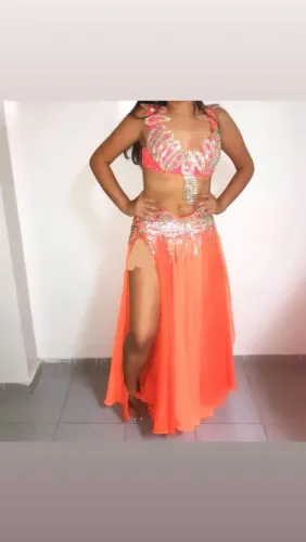 Figurino dança do ventre completo laranja